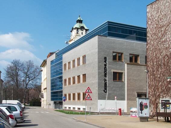 Soubor:Budova Českého rozhlasu v ČBu.jpg – Wikipedie