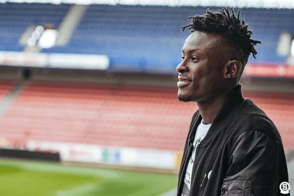 Spartu posiluje Basiru Alhassan | sparta.cz
