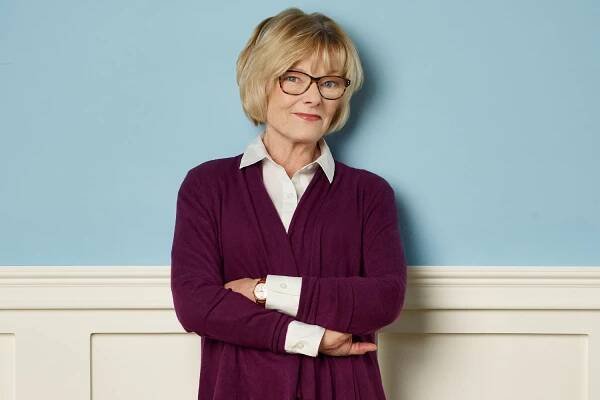 Jane Curtin Says She Cringed Watching Some of Her Early 'SNL' Work: 'It Wasn't Funny' (Exclusive)