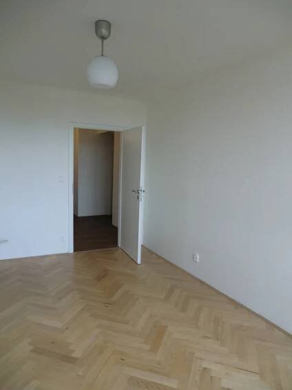 Praha 4, byt 2+1 | Interiér, stavba, s.r.o.