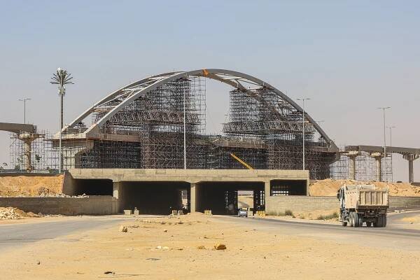 Fotky: Egypt v poušti dokončuje nové megalomanské hlavní město