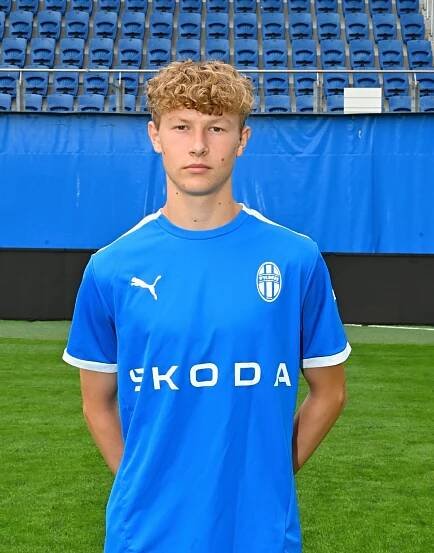 Šimon Hanke - Obránce