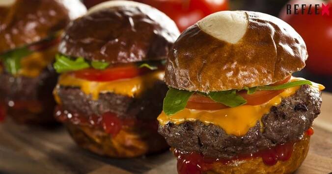Hamburger, Hamburg a šunka. Jak vlastně vzniklo slovo hamburger?