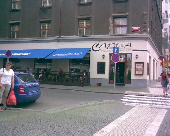 Pizzerie Capua - s kočárkem na předzahrádku nesmíte! - Rodinné výlety