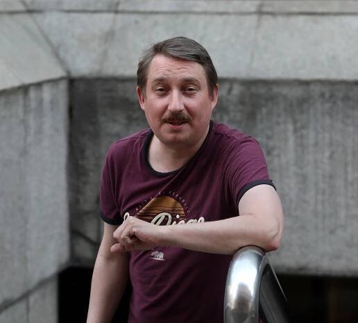 Ostrava mi dala morální kompas, říká herec Robert Mikluš
