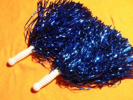 POM POMS - Doplněk pro mažoretky - Od 1 Koruny
