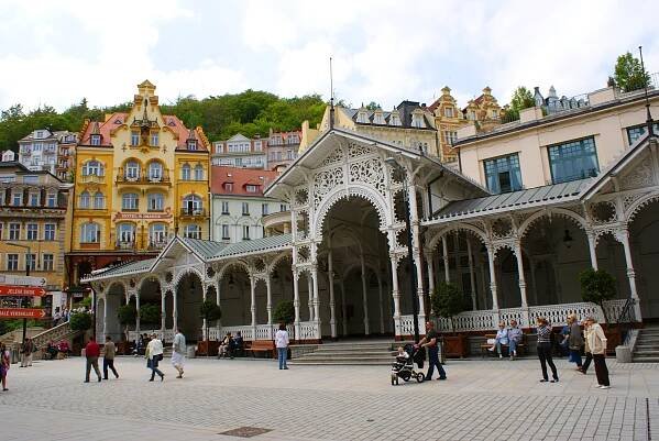 Karlovy Vary; event: „Vrchní prchni!“ – Smurf