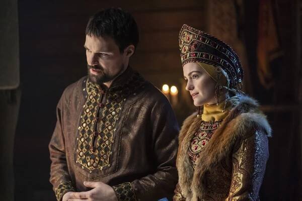 Danila Kozlovskij, Alicia Agneson - Vikingové - Klíč - Z filmu