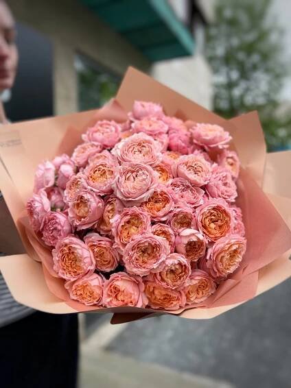 Pivoňkové Růže a Kytice Pivoňkových Růží | Cena od 1000 Kc | Doručení po Praze a ČR - UrbanBloom.cz