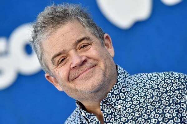 What Exactly Did Patton Oswalt Say About That New Year’s Eve Photo With Dave Chappelle?