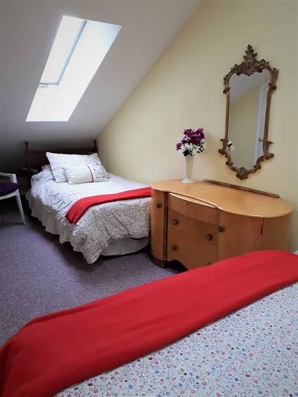 Hazelmere | Bedfind.com Inc.