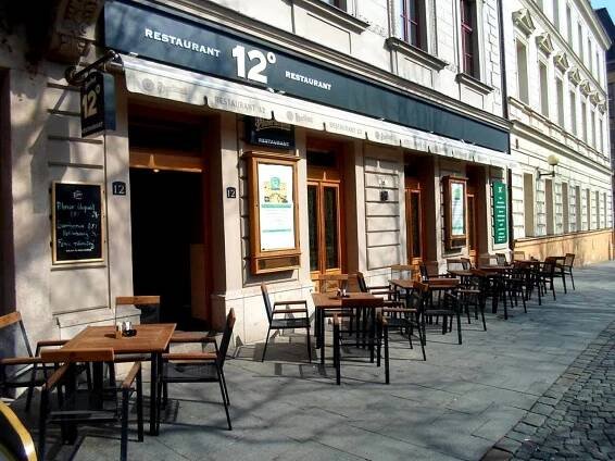 Restaurace 12° | Objevte s námi kouzlo kvalitních obkladů, dlažeb a sanity