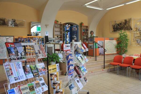 Fotogalerie Česká Lípa - Městské informační centrum - Městské informační centrum - vstupní část - č. 323803 | Turistika.cz