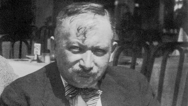 Porträt des österreichische Schriftstellers Joseph Roth in Ostende, Belgien, 1936