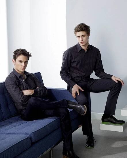 Shiloh Fernandez, Max Irons - Červená Karkulka - Promo