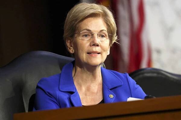 Sen. Elizabeth Warren (D-MA) questions Treasury Secretary Janet Yellen and Federal Reserve Chairman Powell during a Senate Banking, Housing and Urban Affairs Committee hearing on the CARES Act, at the Hart Senate Office Building on September 28, 2021 in Washington, DC.