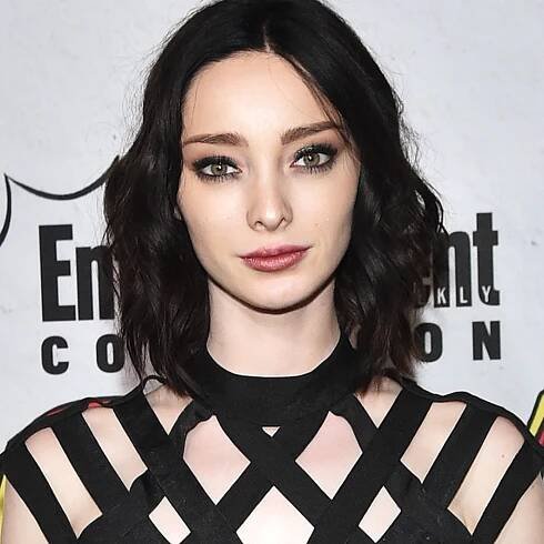 'Oppenheimer' Star Emma Dumont Comes Out as Trans Masculine, Non-Binary