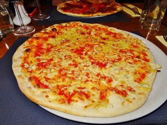 PIZZERIA AL MINUTO, Prague - Stare Mesto (Old Town) - Restaurant Reviews & Photos - Tripadvisor