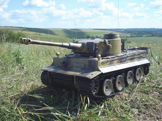 Battle of Kursk Museums & WW2 Tour - Paris Tour Guide