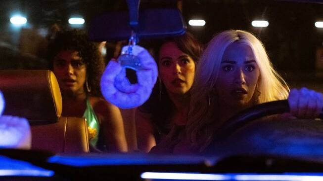 Holky z červeného gauče - Z filmu - Yany Prado, Verónica Sánchez, Lali Espósito