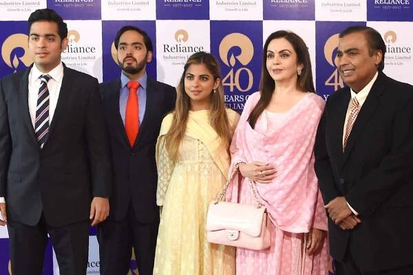 All About Billionaire Mukesh Ambani's 3 Children: Akash, Isha and Anant