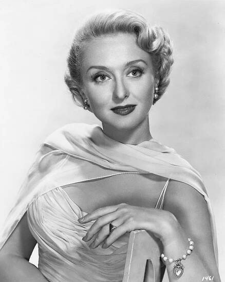 Něžná past - Promo - Celeste Holm