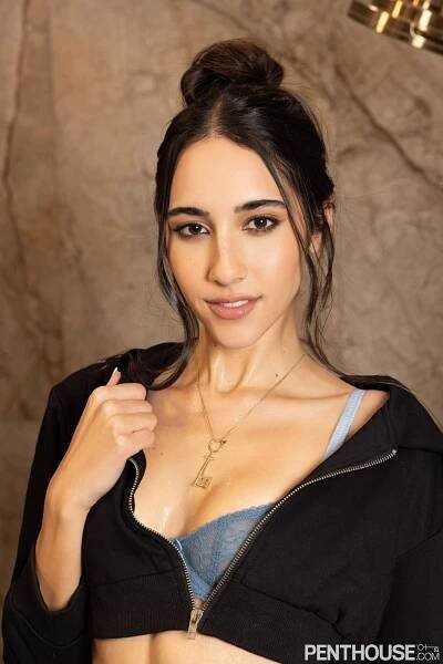 Izzy Green- 1