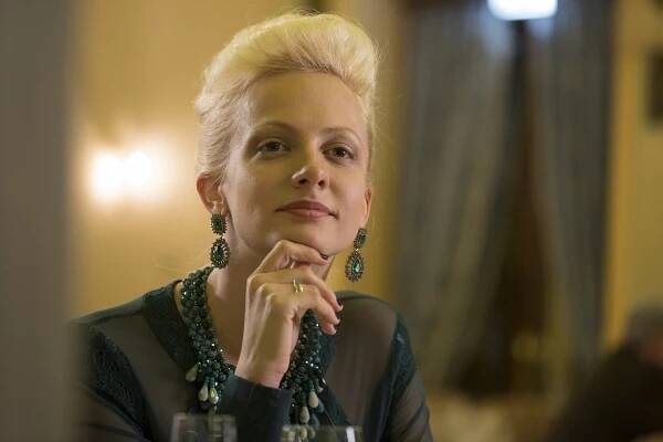 SOS, Děd Moroz ili Vsjo sbudětsja! - Z filmu - Polina Maximova