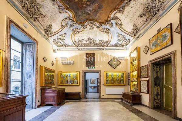 Noble Floor of a historic palace in the heart of Palermo - 7