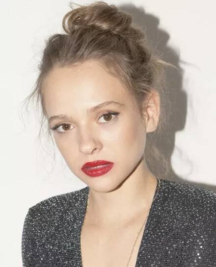 Šira Haasová
