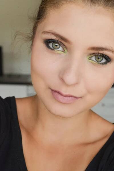 eyes, green, brown, tutorial, makeup, bronzer, tvářenka, korektor, makeup