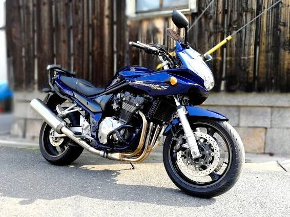 バイクのバッテリー上がり！原因と対処法、自宅での充電方法について | ヤスカズラボ