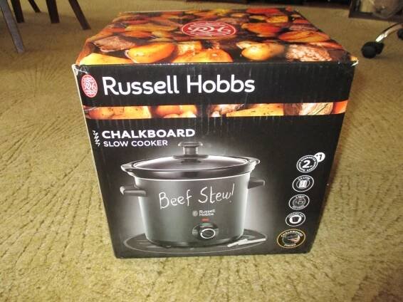 Recenze Russell Hobbs 24180-56 - Vaříme v pomalém hrnci| Extrafit.cz