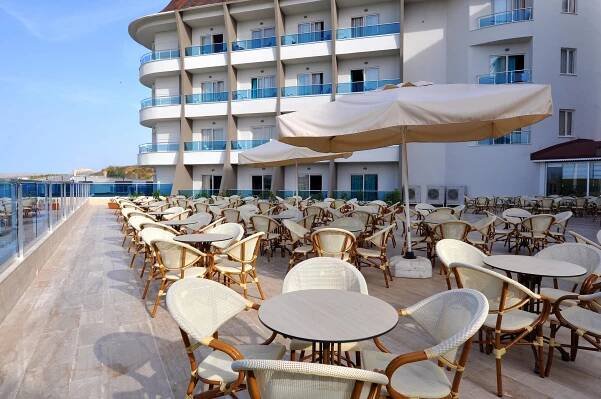 Hotel Ramada resort Side, venkovní restaurace, Turecko, KM TRAVEL