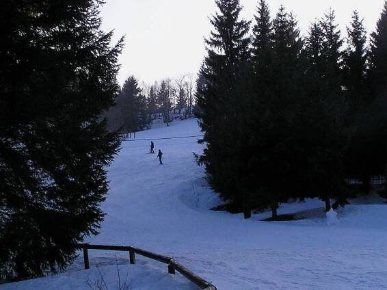 Bedřichov - sjezdovky a sníh