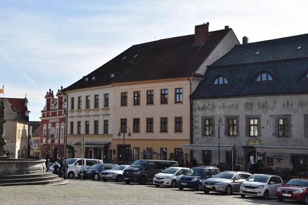 V Táboře bude část Žižkova náměstí během adventu a Vánoc bez aut