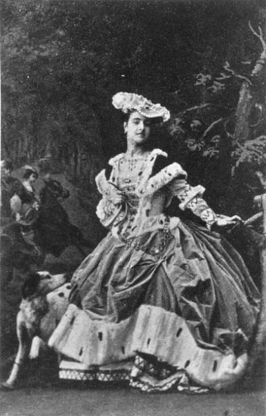 Soubor:Adelina Patti as Lady Harriet in 'Martha' by Flotow - National Portrait Gallery London.jpg