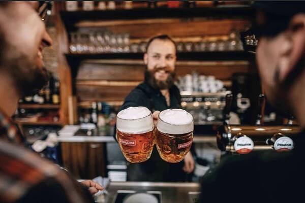 Restaurace U Děravýho kotle - Hradec Králové | Restaurace blízko mě | Zamluvit nyní