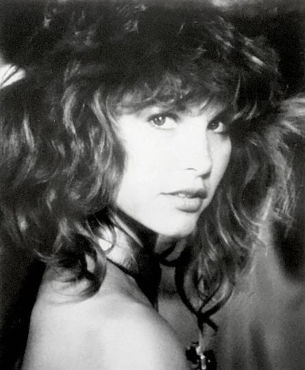 Tawny Kitaen – Wikipédia