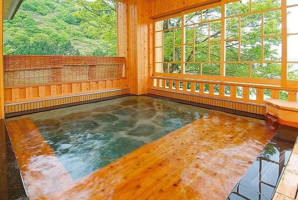YUKIGUNI (Snow Country), beloved by Japanese famous writers - YUKIGUNI-Lives shaped by snow