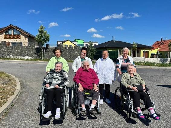 Procházky po okolí Minkovic | Alzheimer Home