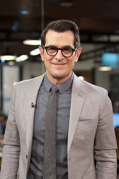  Ty Burrell 