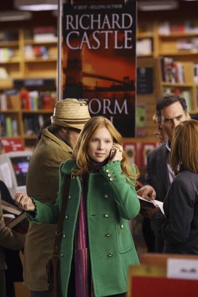 Molly C. Quinn - Vtierka Castle - Za všetkým hľadaj ženu - Z filmu