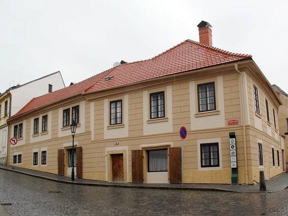 Soubor:Kutná Hora, Havlíčkovo náměstí 520.jpg – Wikipedie