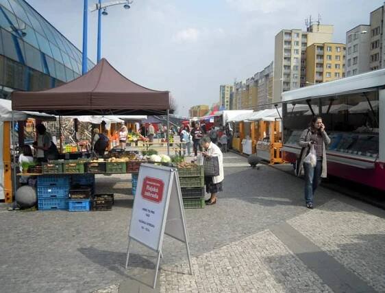Farmářské trhy 2013 - Život na Praze 14Život na Praze 14