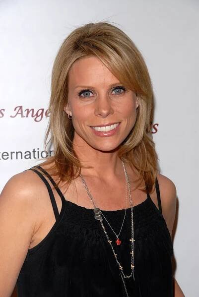 Cheryl Hines Diet Plan - Celebrity Sizes