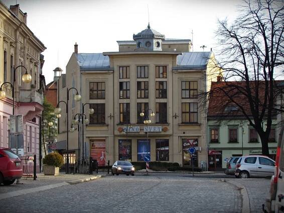 Holešov - kino Svět - Dům, budova