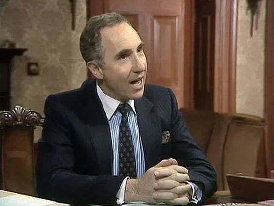 Jistě, pane ministře - Z filmu - Nigel Hawthorne