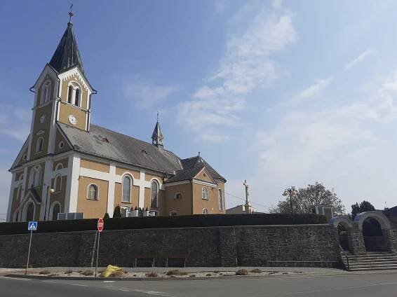 Ve Štěpánkovicích se ve velkém zaměřují na ozelenění obce