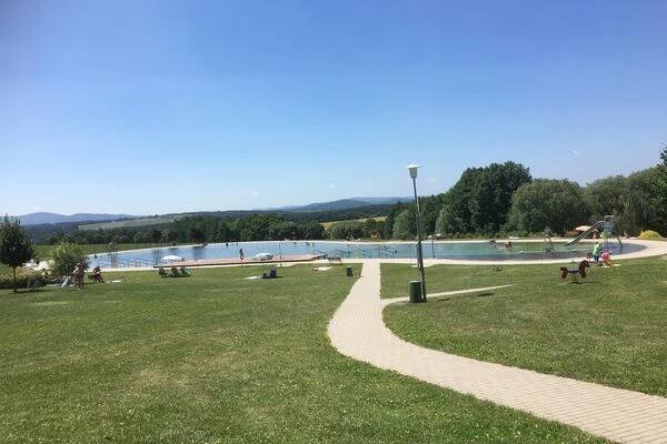 Přírodní koupaliště Lazna foto 1